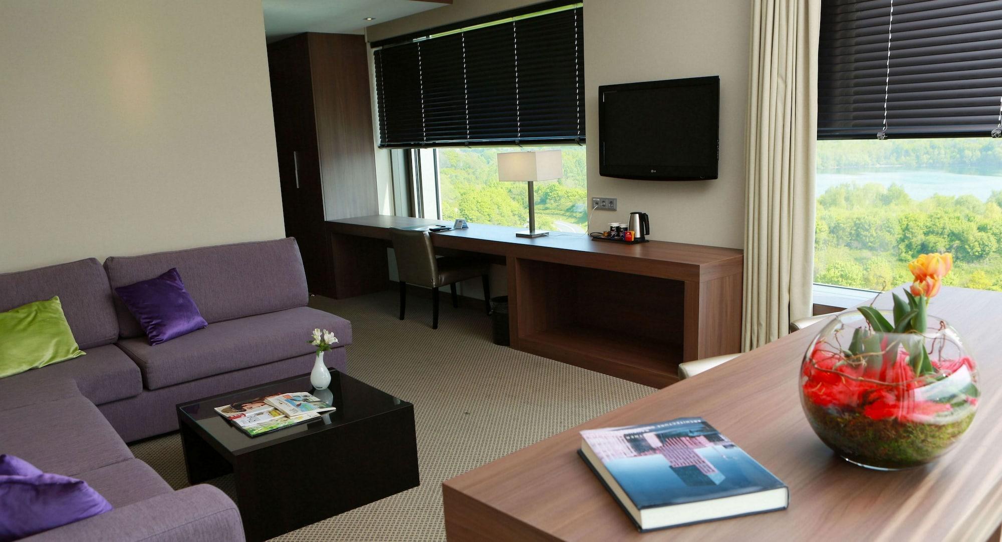 Hotel Der Valk Airporthotel 4*