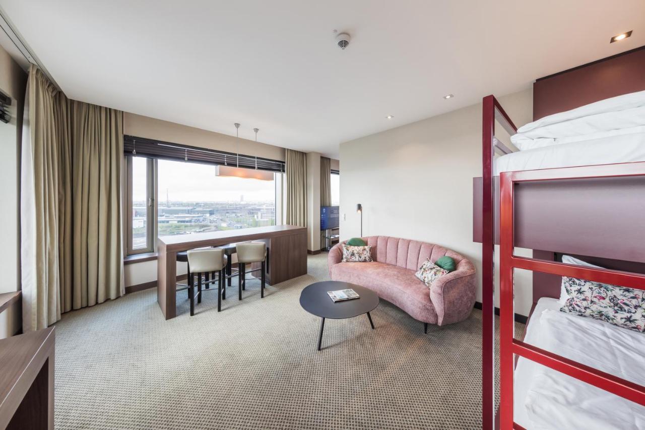 Hotel Der Valk Airporthotel 4*