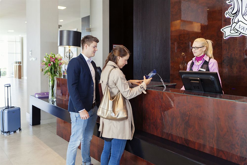 Der Valk Airporthotel Hotel 4*