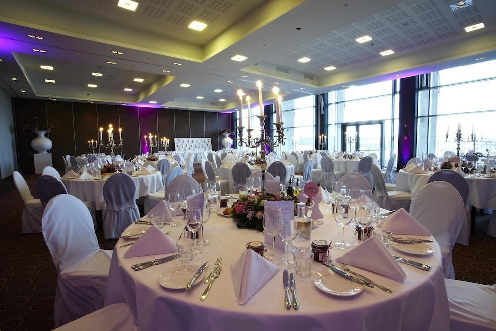 Der Valk Airporthotel 4*