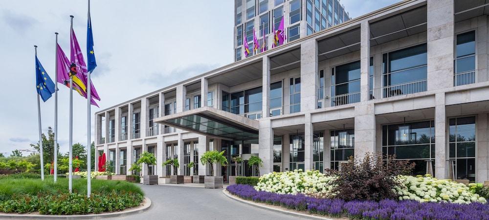 Der Valk Airporthotel 4*